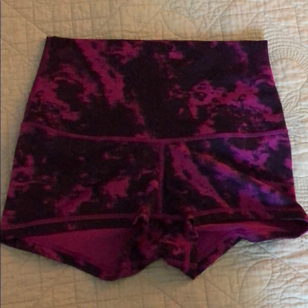 Lululemon Boogie Roll Down Shorts